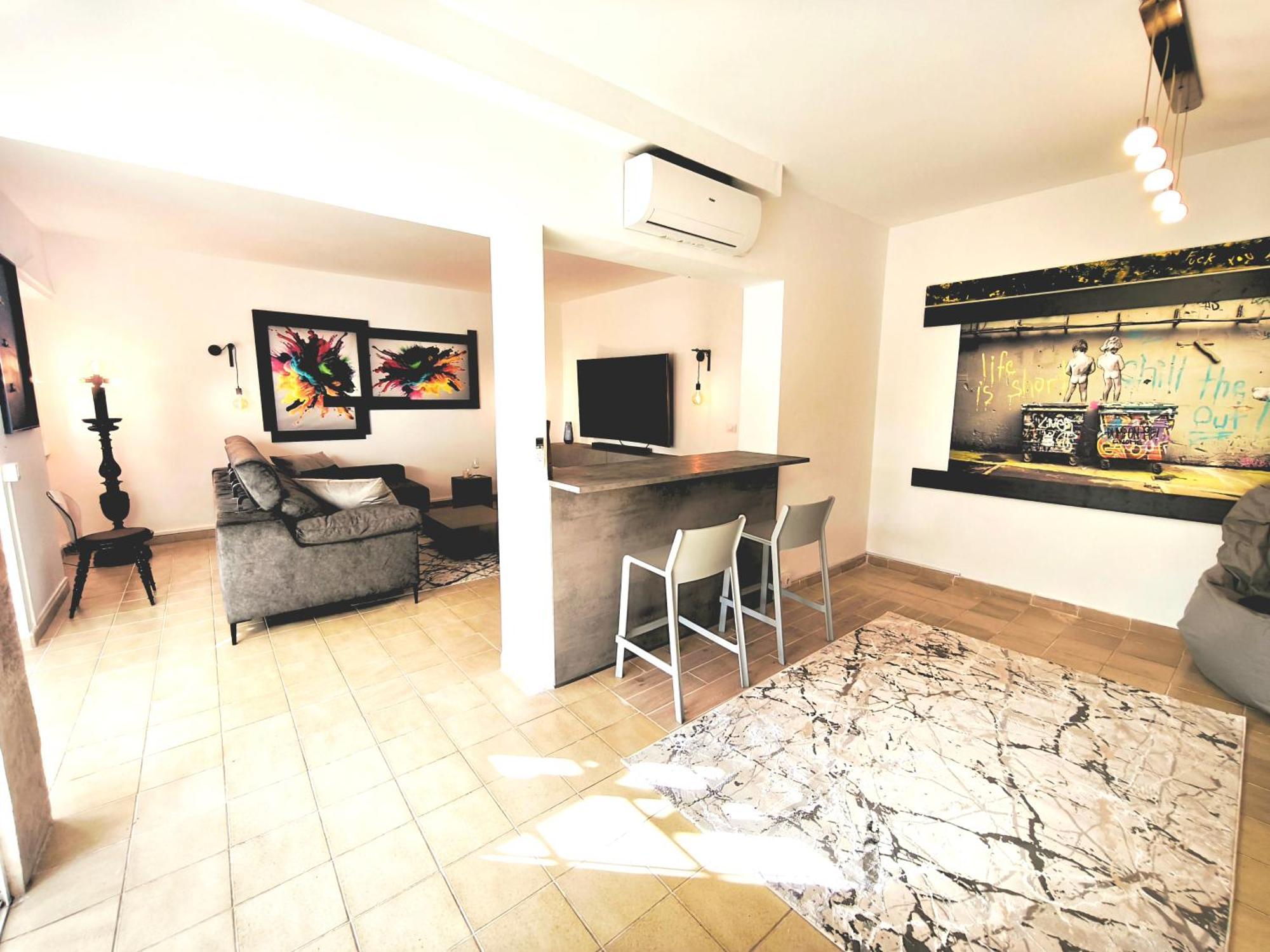 Rooftop Jaccuzi - Pool - Fitness Area - Free Wifi - Air Conditioner - Pool - Modern & Comfortable - Sunnygolf Bungalow Maspalomas (Gran Canaria)